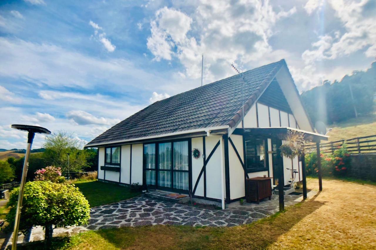 Westminster Holiday Home Роторуа Экстерьер фото